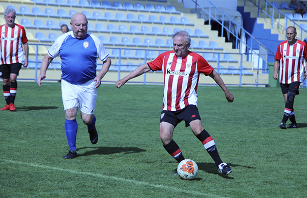 Walking Football enjoys sport in Portugal