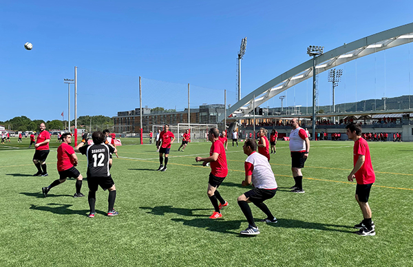 VI edición de Futbola Buruan en Lezama